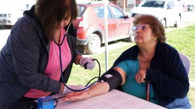 Operativo Integral de Salud llega a Costa Bonita