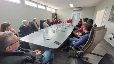 Alvaro convocó a empresarios y concesionarios para expresar su postura ante los bloqueos sufridos