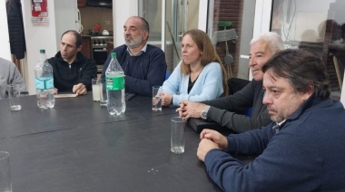 Peronistas Unidos salen a bancar a Arturo Rojas