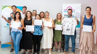 Logro educativo en San Cayetano: Primeros egresados del Centro Universitario Local en Agroecología