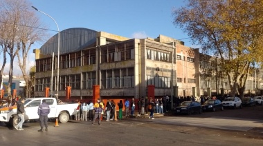 Indignación en la Secundaria 7 de Necochea: Inasistencia, jornada reducida y letargo estatal