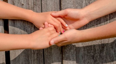 Buscan familias en Necochea para dos hermanitos de 10 y 12 años