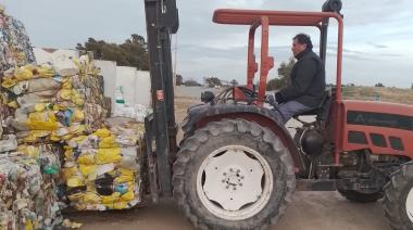 San Cayetano transforma residuos en recursos con la venta de PEAD