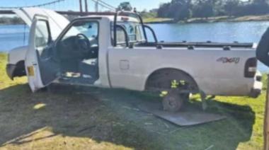 Una camioneta robada en la Villa Balnearia apareció desmantelada en el río Quequén