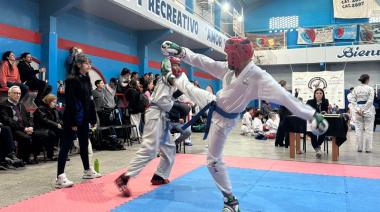 Gran jornada para el Taekwon-Do necochense: 16 medallas en un torneo en Avellaneda