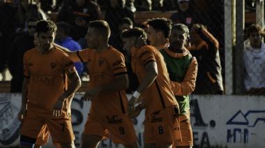 Valioso empate de Villa Díaz Vélez ante Ferro: la clasificación se define en Olavarría