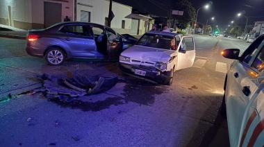 Borracho al volante protagoniza un triple choque en Quequén: un herido