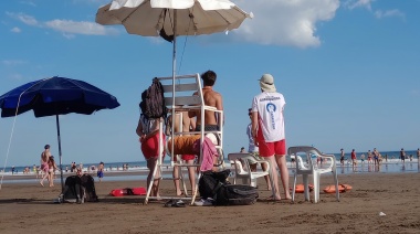 Playas de Necochea y Quequén con cobertura de guardavidas hasta el 15 de abril