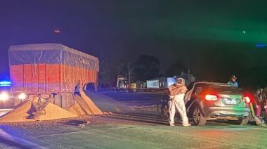 Ruta 88, otra vez el horror: murió un médico y un niño tras chocar contra un acoplado