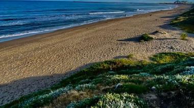 Primer día de invierno en Necochea: neblina, nubes y ráfagas intensas