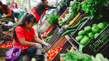 El camión de “Alimentos Bonaerenses” llegará a San Cayetano