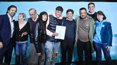 El sueño de la casa propia se cumple en Tandil: Kicillof entregó 52 viviendas
