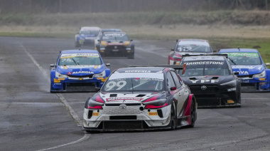El necochense Matías Capurro festejó su victoria en la Copa Rookie del TC2000