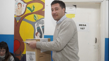 Matías Sierra emitió su voto, se mostró optimista y llamó a la ciudadanía a ir a votar