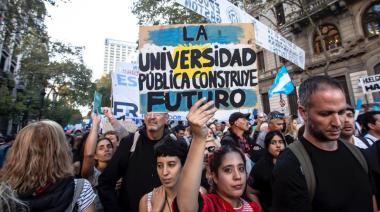 Necochea se suma a la Marcha Federal Universitaria contra el veto presidencial