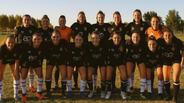 Villa Díaz Vélez hizo historia: el equipo femenino se consagraron campeonas en la Liga Necochea