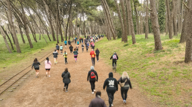 Más turistas, menos gasto: 1,44 millones viajaron el fin de semana largo y ajustaron su consumo
