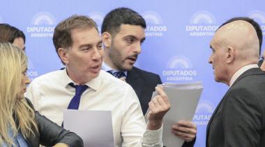 Entre idas y vueltas, Santilli encabezará la lista de La Libertad Avanza en Buenos Aires