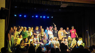 Los talleres de música de la Escuela Municipal de Artes cierran el año en el Teatro Luis Sandrini