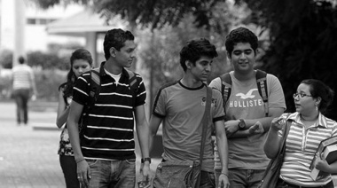 Vacío de representación: el 77% de los jóvenes siente rechazo por la política