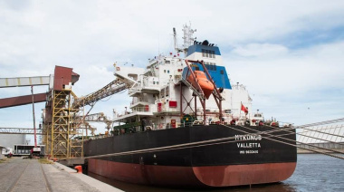 Nuevo embarque récord en Puerto Quequén: el buque Mykonos carga 66.000 toneladas de cebada