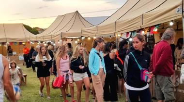 El mercado Sabe la Tierra suma noches en Quequén y continúa los sábados en Necochea