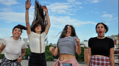 Indie pop argentino en Necochea: Amor Elefante se presenta en La Galería