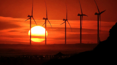 Calor agobiante y jornada pesada en Necochea y Quequén: recién por la noche podrían llegar las tormentas