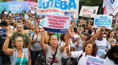 Inicio de clases con paro: crece el conflicto salarial en la Provincia