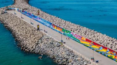 Inauguran la restauración del mural Reflejos y la galería de arte público Mar Adentro, única en el mundo