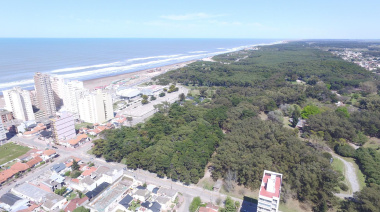 Lunes mayormente nublado en Necochea: máxima de 23° y viento del noreste con ráfagas de hasta 50 km/h
