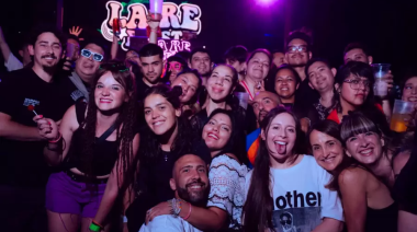 “Prohibida la música moderna”: La Re Fiesta llega a Sahara con clásicos de los 90 y 2000