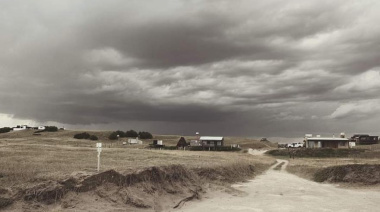 Rige alerta naranja por tormentas fuertes en Necochea: advierten por lluvias intensas, ráfagas y posible granizo
