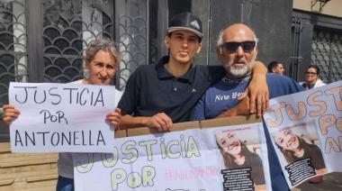 Marcha por Antonella Álvarez en Necochea: piden justicia y transparencia en la investigación