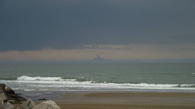 Se vienen tormentas fuertes en Necochea: alerta por lluvias intensas y ráfagas de hasta 80 km/h