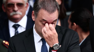 Adorni complicado: avanza la investigación por su patrimonio y crecen las críticas internas