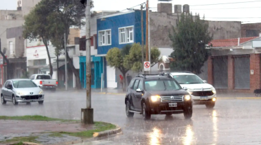 Alerta naranja en Necochea: anuncian lluvias intensas y hasta 110 mm este martes