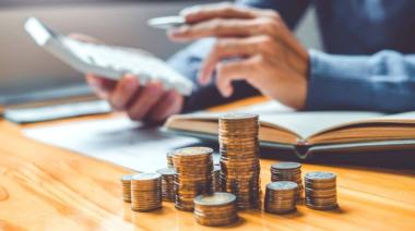 Se complican las cuentas de Nación: cae la recaudación más que el gasto