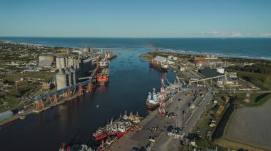 Puerto Quequén al 100%: los seis muelles ocupados y 21 buques marcan un ritmo récord