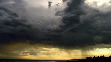 Alerta amarillo por tormentas en Necochea y la región: qué se espera para este lunes
