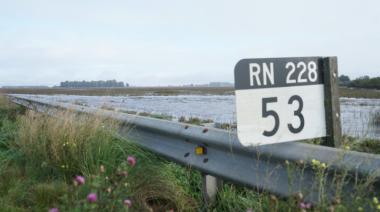 Habilitaron la Ruta 228 para todo tipo de vehículos tras las inundaciones y el trabajo en la zona