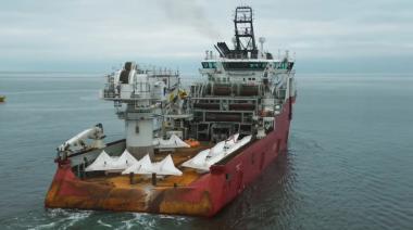 Skandi Hera: el gigante offshore zarpó desde Quequén con anclas para Punta Colorada