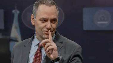 Adorni volvió a dar conferencias y el Gobierno retoma la agenda pública