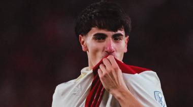 Del pueblo al Monumental: Lucas Silva, oriundo de La Dulce, marcó un golazo y convirtió su primer gol en River