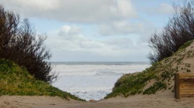 Domingo con viento fuerte en Necochea: baja la temperatura y se sienten las ráfagas