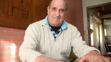 Murió Carlos “El Turco” Burached: dolor en Necochea por la partida de un histórico músico local