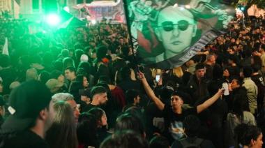 Banderazo por el Indio Solari en el Obelisco: denuncian represión, hubo gases, corridas y detenidos