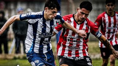 Mataderos dejó pasar la chance de ser líder y quedó completa la primera rueda del fútbol local