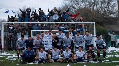 Cumplió 100 años y escribió otra página histórica: Ministerio jugará la final por el ascenso