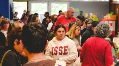Teatro infantil, música y una feria con 60 emprendedores: la agenda del Centro Cultural Necochea